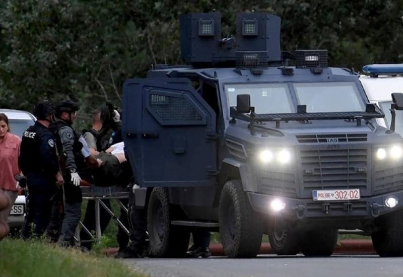 EU osudila napad na kosovsku policiju: "To je gnjusni i kukavički terorizam"